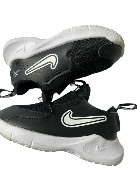 Unisex Nike Flex Runners 7C