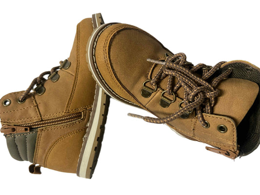 Boys Contrast Cuff Lace up Boots 10