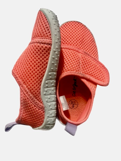 Cat & Jack Water Shoes 5/6